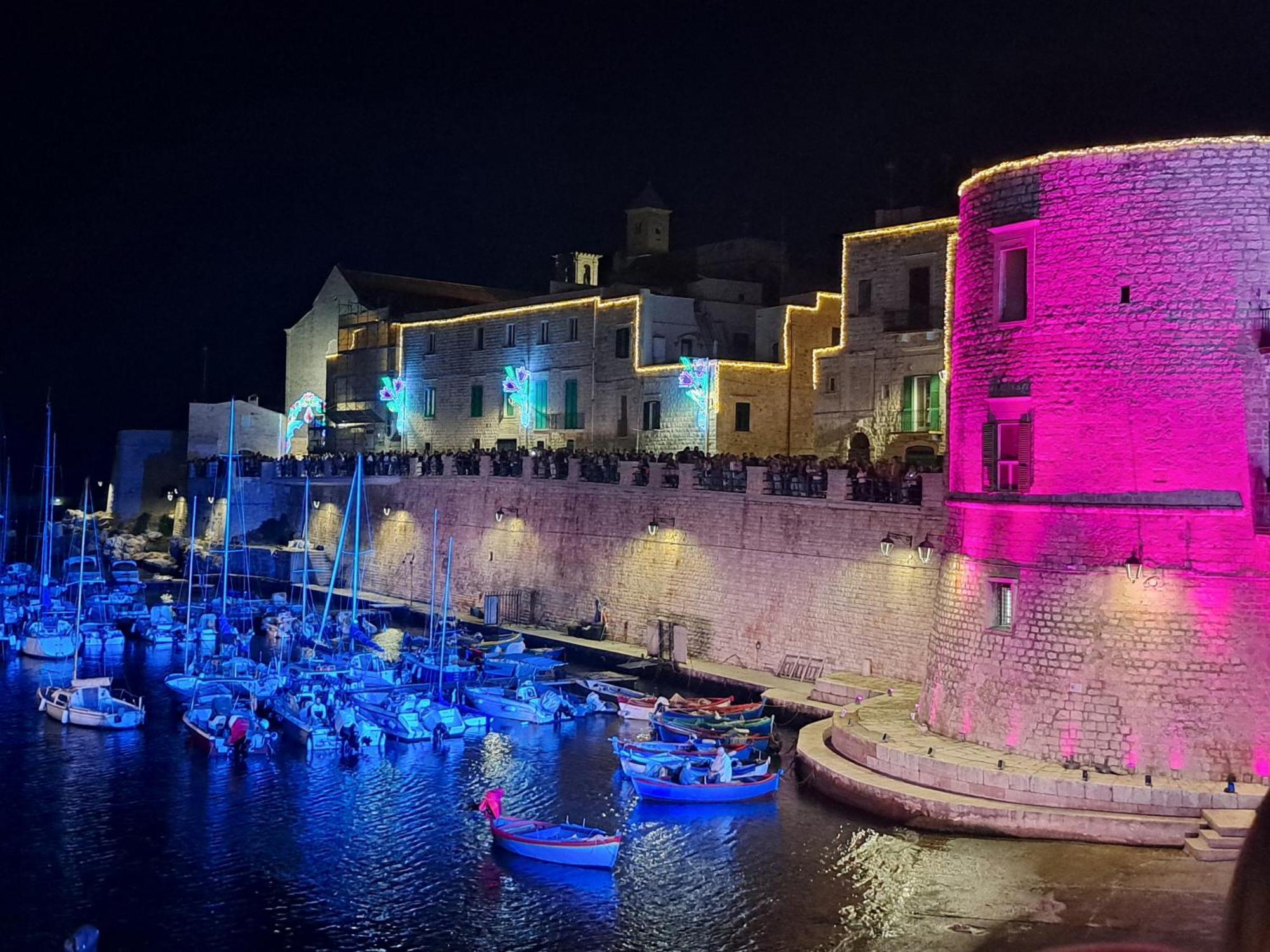 Centro Storico Suites Giovinazzo Exterior photo